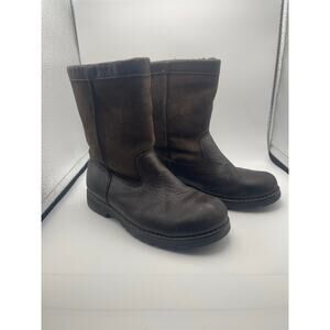 UGG Australia Riverton brown leather sheepskin lined boots Girl Size 3